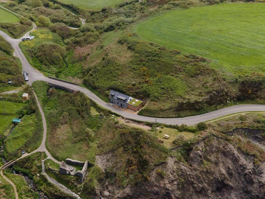 Cliff-Top Cottage On Coast Path W/Panoramic Views Trevine Exteriör bild