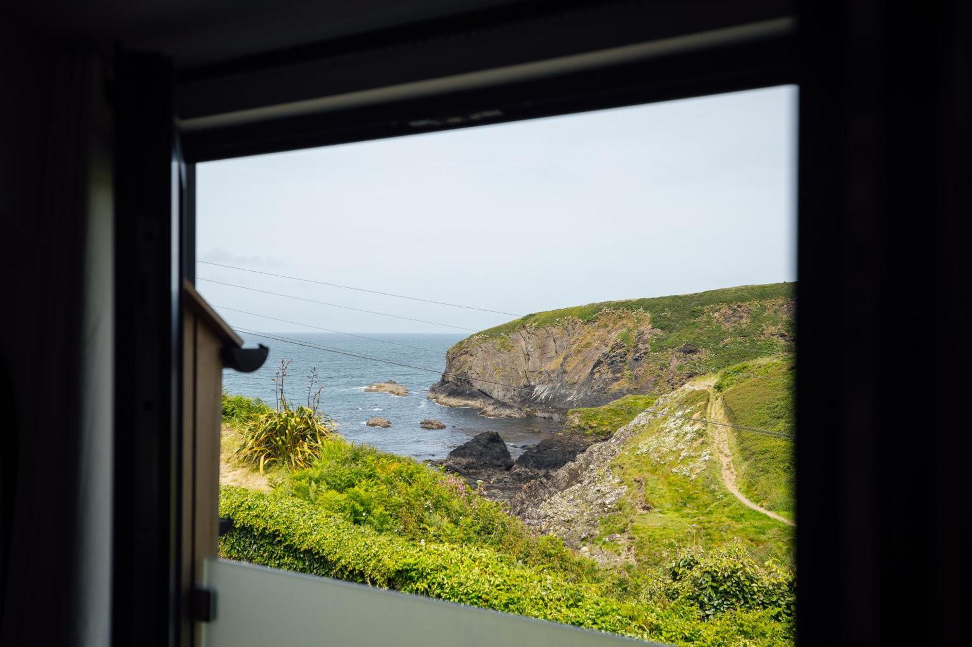 Cliff-Top Cottage On Coast Path W/Panoramic Views Trevine Exteriör bild