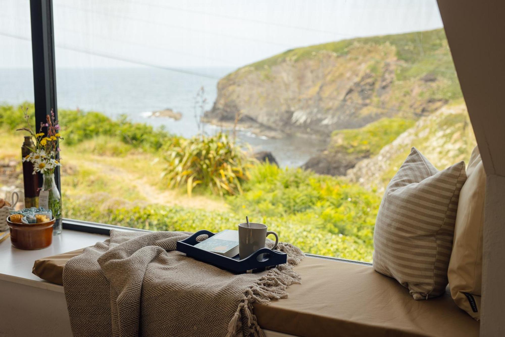 Cliff-Top Cottage On Coast Path W/Panoramic Views Trevine Exteriör bild